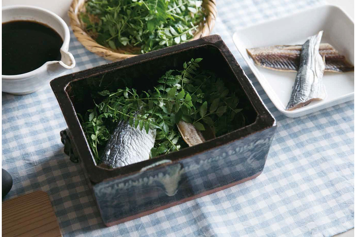 宗像窯の守り継がれる「郷土料理にふさわしいにしん鉢」<br><small>ただいま、ニッポンのうつわ</small>