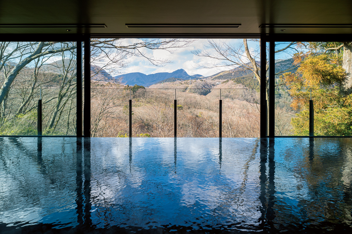 「ふふ 箱根」<br>箱根連山の絶景とふたつの泉質を満喫する“山のリゾート”【前編】