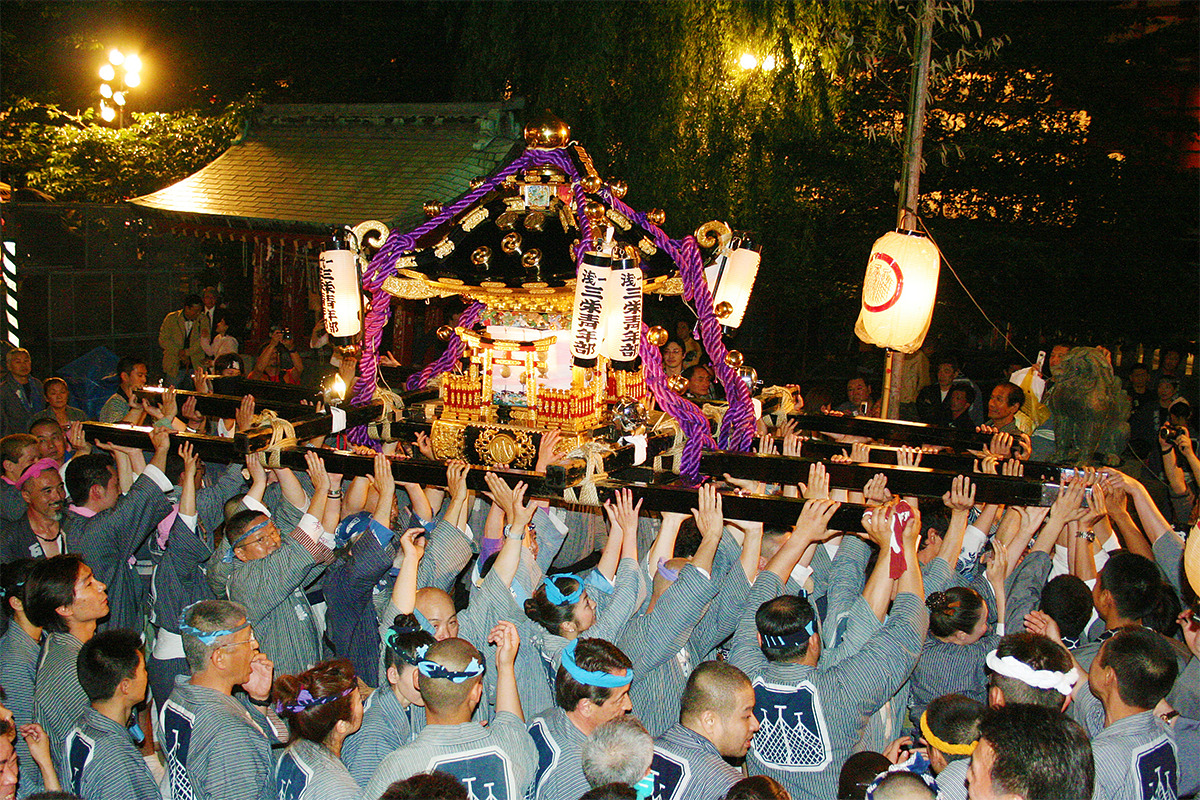 《三社祭》を迎えたら江戸は夏！<br>浅草を熱くする伝統の祭り<br><small>｜改めて知っておきたい日本の祭り</small>