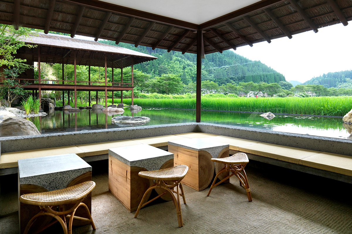 熊本県南小国町《喫茶 竹の熊》<br><small>美しい日本の原風景の中にある喫茶店</small>
