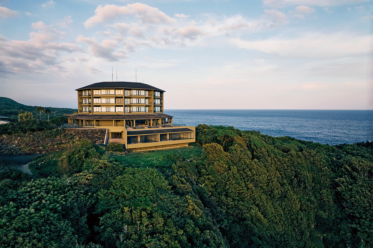 鹿児島県・屋久島<br>《samana hotel Yakushima》<br><small>屋久島の自然と溶け合うような体験が味わえるホテル</small>