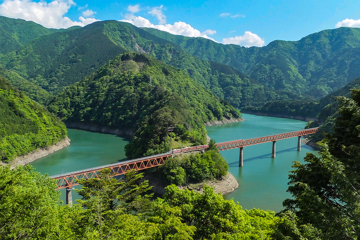 大井川鐵道（静岡）<br>日本唯一のアプト式鉄道で静岡の山奥へ<br><small>｜松井玲奈が旅したい秘境を堪能するローカル線①</small>