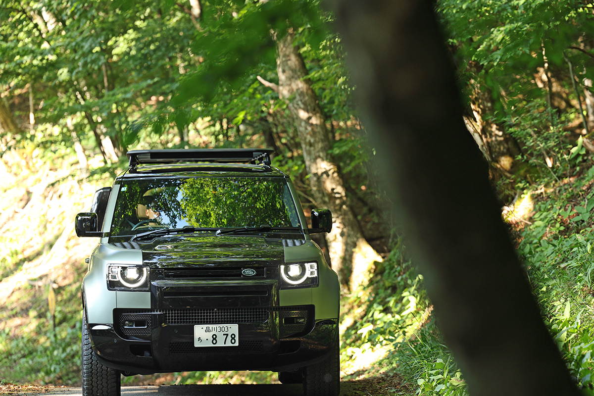 《ディフェンダー》で秘境の<br>オーベルジュnôtoriを訪ねて<br><small>“不可能を可能にする”挑戦心が共鳴する――【前編】</small>