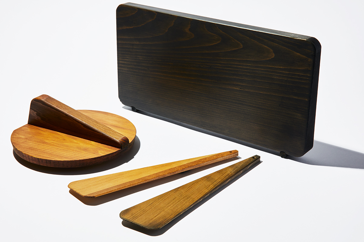 石川県輪島市《田谷漆器店》<br>“輪島塗”から着想を得た、漆塗りのキッチン道具