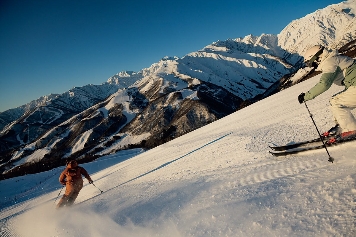 進化を続ける、<br>長野《Hakuba Valley》へ<br>｜北アルプスの自然が生み出す良質な雪を堪能したい。