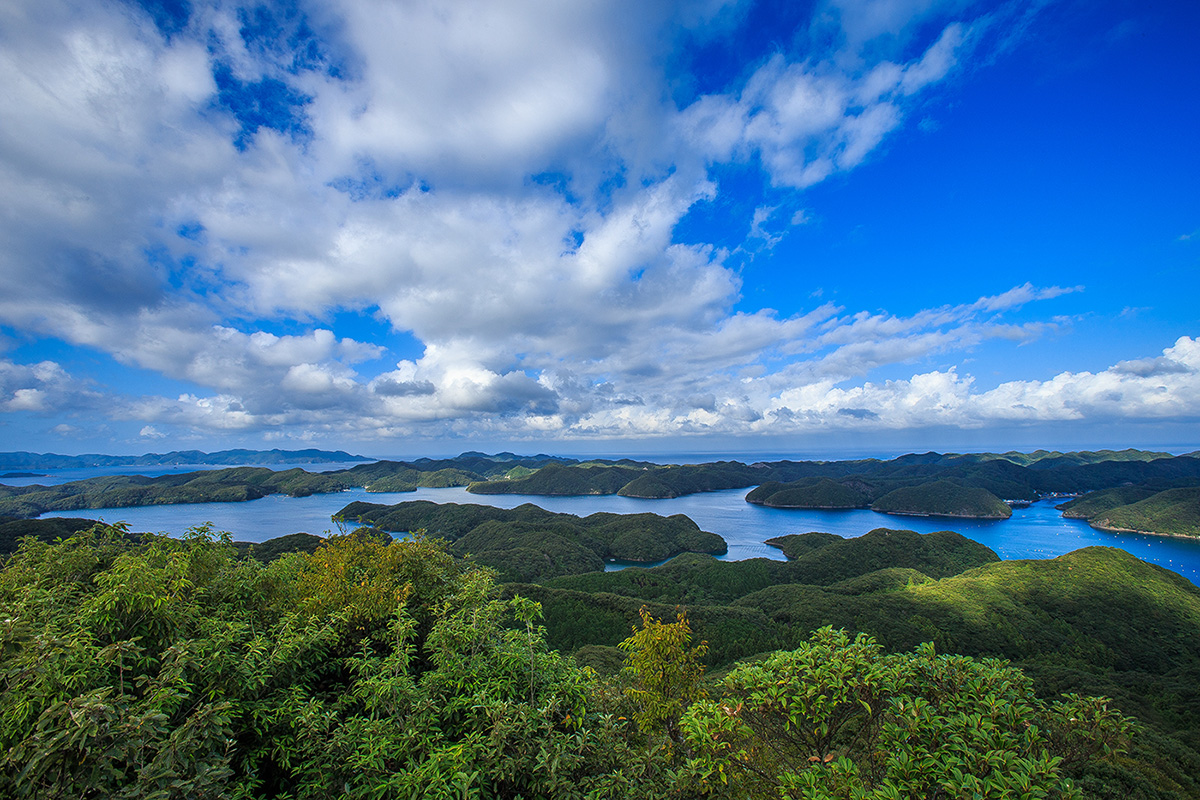 <small>長崎の壱岐・対馬・五島をめぐる旅</small><br>海の道の歴史文化が息づく、<br>日本遺産「国境の島」へ