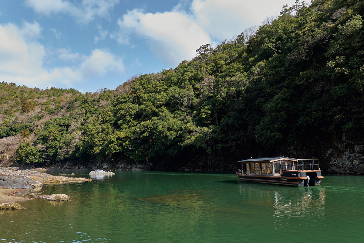 《星のや京都》<br>平安貴族が愛した嵐山の宿で<br>遊び心に満ちた日本料理を<br><small>後編｜古都の文化に触れるひととき</small>