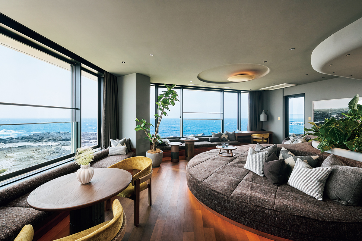 《ふふ 城ヶ島 海風のしらべ》<br>全室オーシャンビュー！<br>三浦半島に海のリゾートが誕生<br><small>｜ホテルジャーナリスト・せきねきょうこの宿泊記</small>