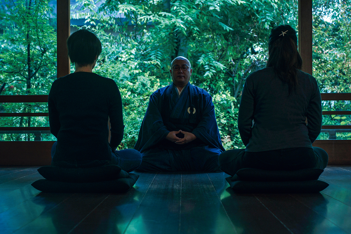 山梨・甲州市〈ZEN & BED 望月庵〉<br>禅を通して自分を見つめ直す宿坊<br>｜国内のリトリートホテル