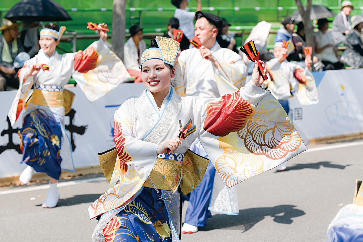 夏の風物詩「よさこい祭り」をひも解く！<br><small>｜よさこいに刻まれた高知の原点をたどる旅</small>